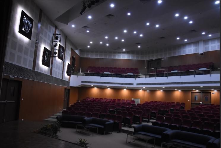 Shaheed Sukhdev College of Business Studies Academic building and campus photo 19